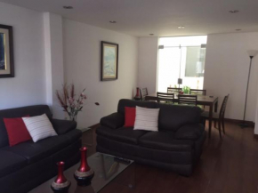 Гостиница Departamento Acogedor en los Portales de Cayma  Арекипа